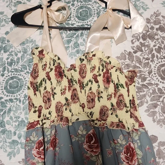 Floral Patchwork Maxi Dress - Picture 3 of 5